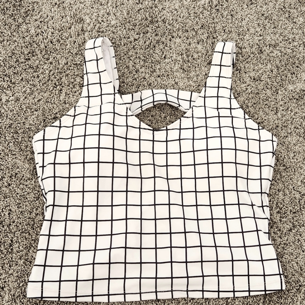 Janela Bay v neck tankini